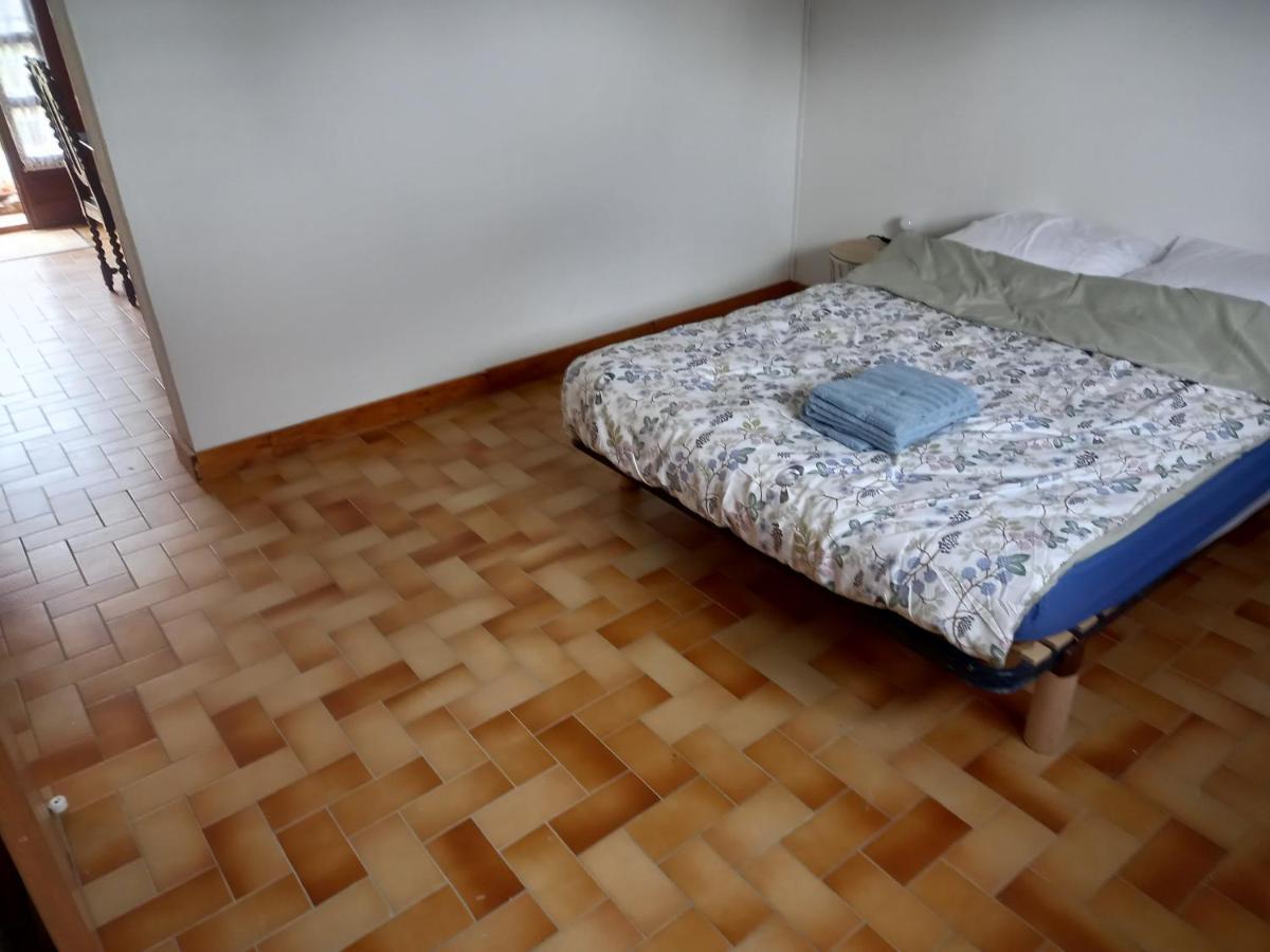 Apartamento Mon Petit Studio Montmorillon Exterior foto